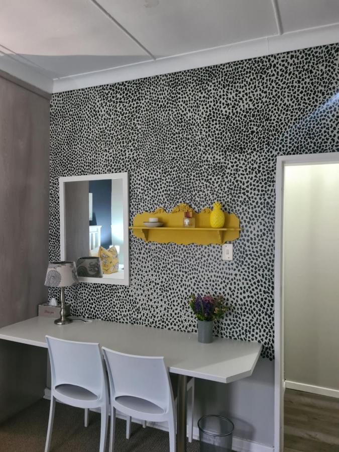 Yellow Door Apartamento Bloemfontein Exterior foto